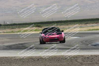 media/Jun-01-2024-CalClub SCCA (Sat) [[0aa0dc4a91]]/Group 3/Race/